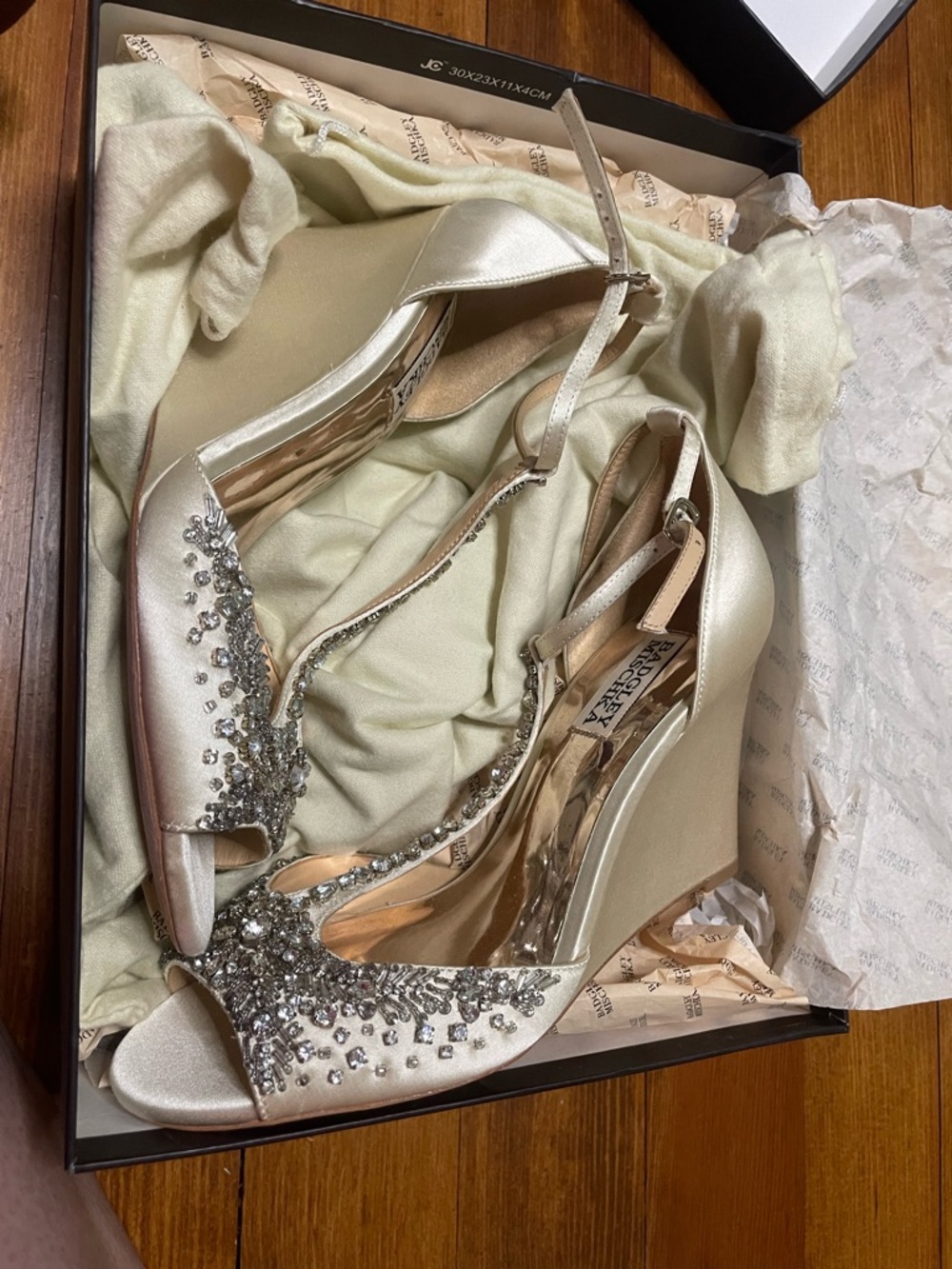 Anthropologie BHLDN Badgley Mischka Ivory Beaded T-Strap Wedge Wedding Sandals - Picture 15 of 16